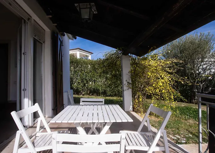 N110 - Numana, Con Giardino E Vista Mare